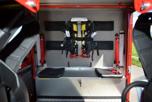 Feuerwehrfahrzeug Innenausbau Ausstattung Raschel Feuerschutz